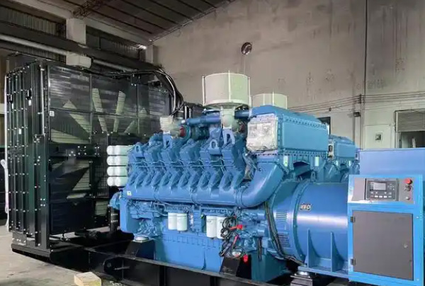 交通工程康明期发电机500kw